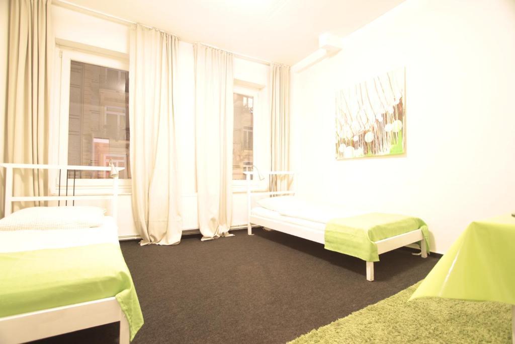 Bedpark Altona Pension Hamburg-Harburg Rum bild
