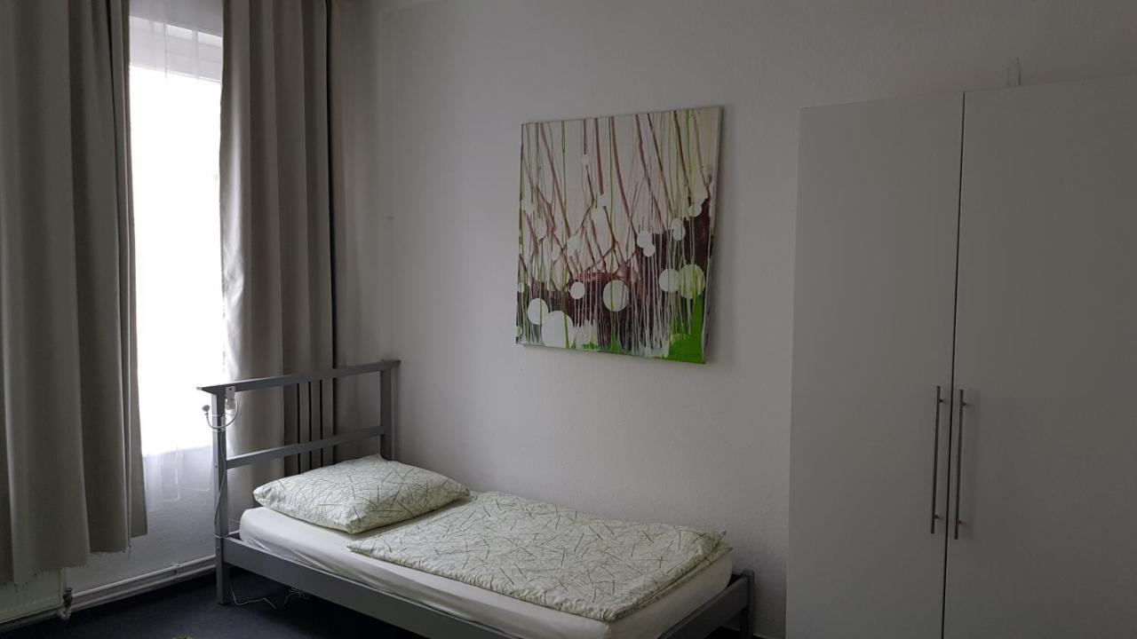 Bedpark Altona Pension Hamburg-Harburg Exteriör bild